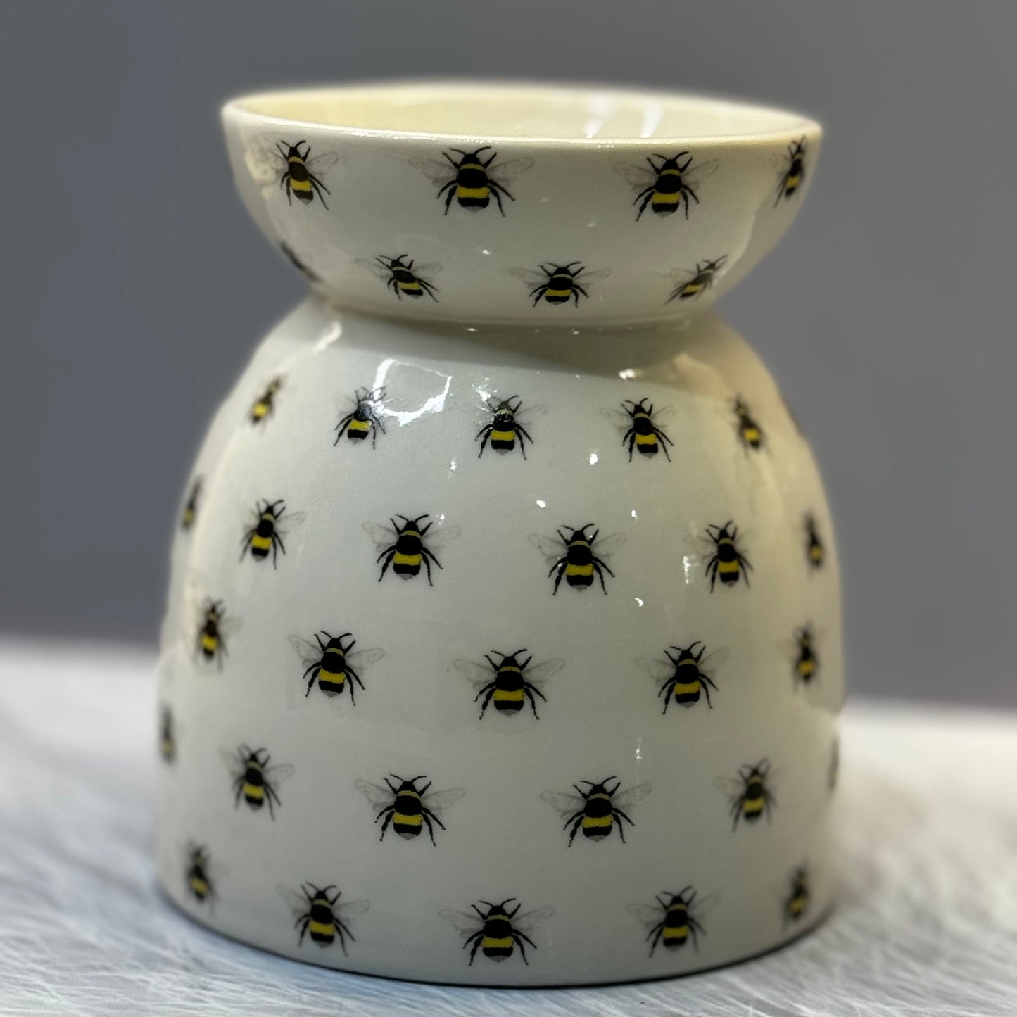Bee wax melt warmer