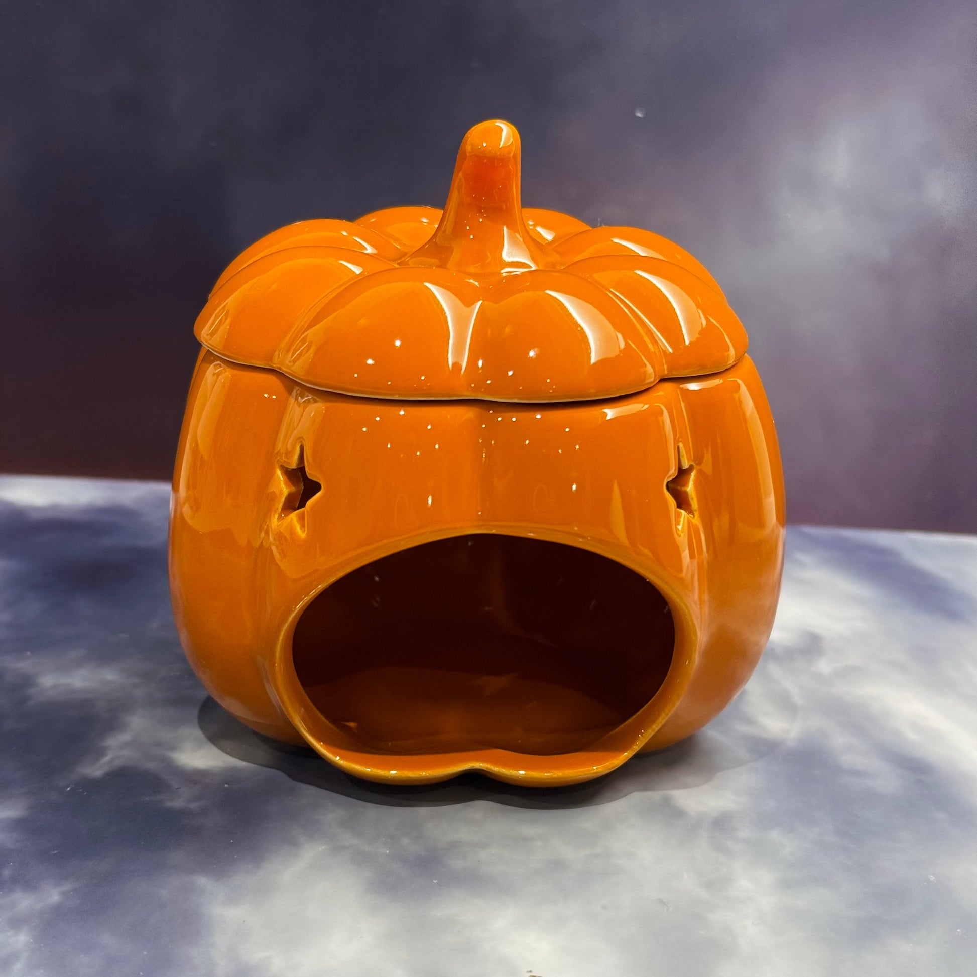 Orange pumpkin wax melt warmer 