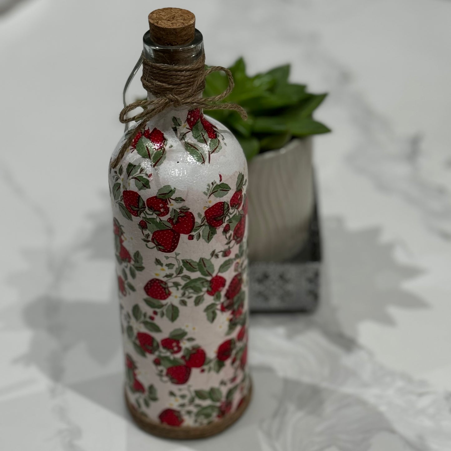 Strawberry design light bottle 