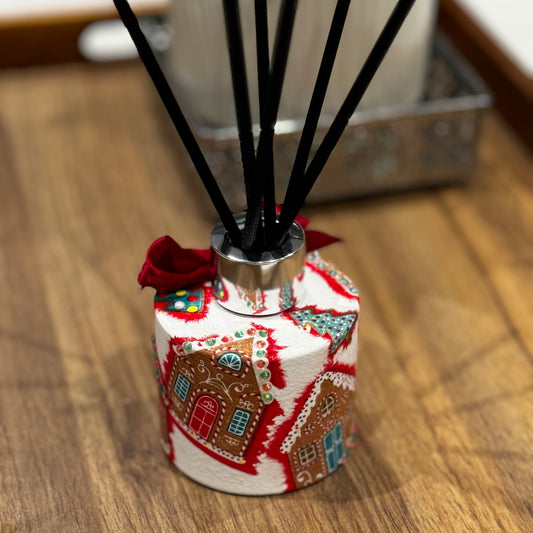 Gingerbread house design reed diffuser 