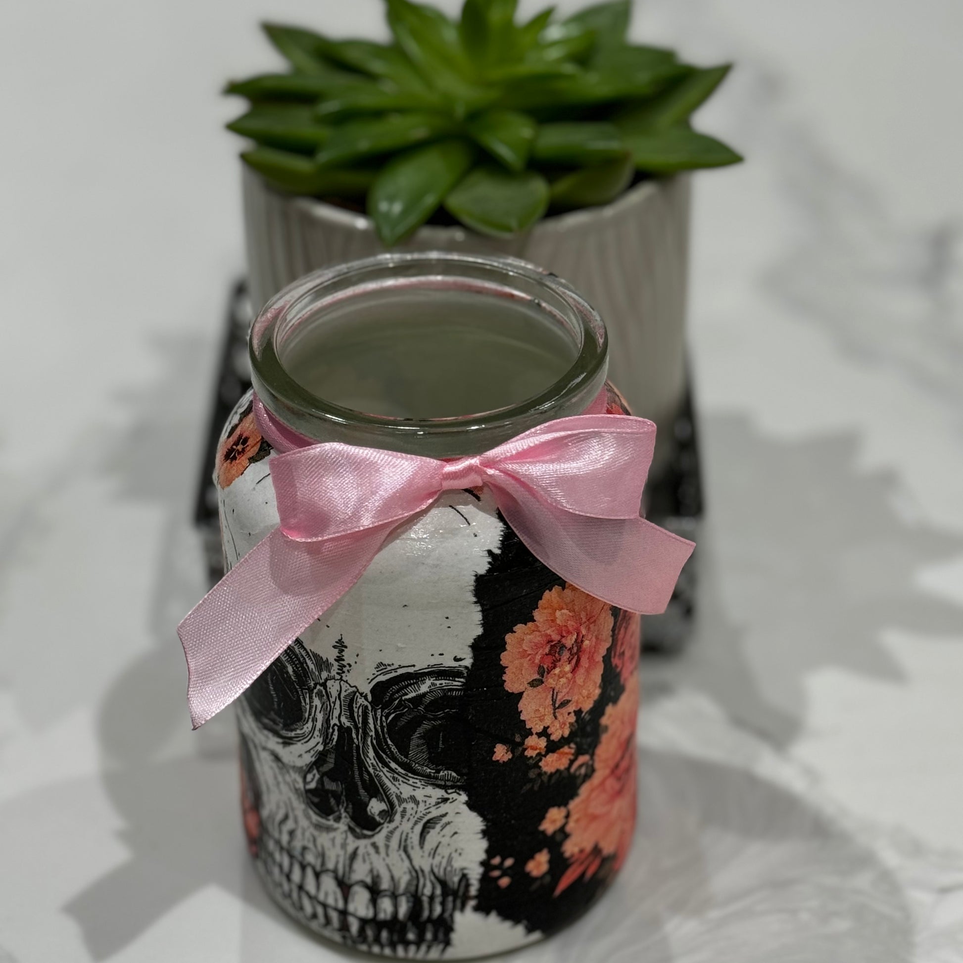 Skull design glass jar 